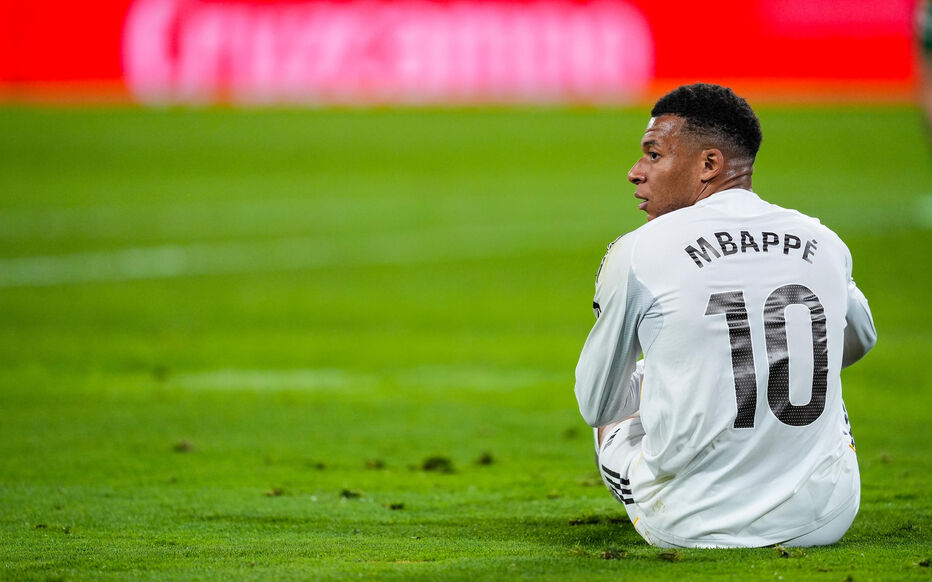 Real Madridin fanit järjestivät äänestyksen, jossa vaadittiin Kylian Mbappén lähtöä
